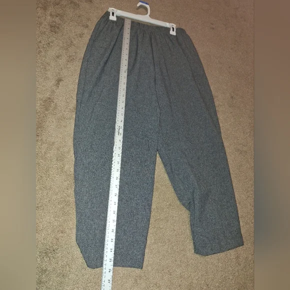 Chad Stevens 2 piece pants  suit / size 16w / gray with floral design - Picture 5 of 15